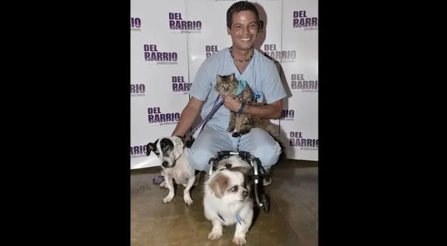 Veterinario con sus engreídos