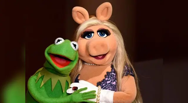 La Rana René y Peggy se separan. La Rana René y Peggy se separan.