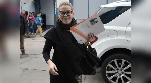 Se reunió con directivos del canal Se reunió con directivos del canal