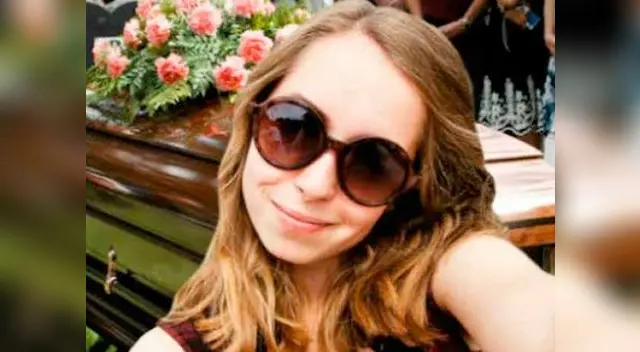 Selfie con muertos. Selfie con muertos.