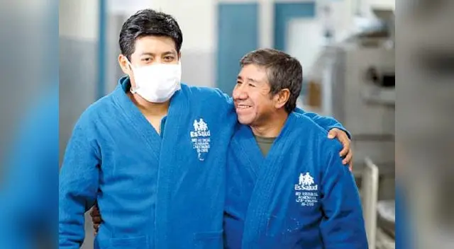 Padre e hijo están más unidos que nunca tras operación.