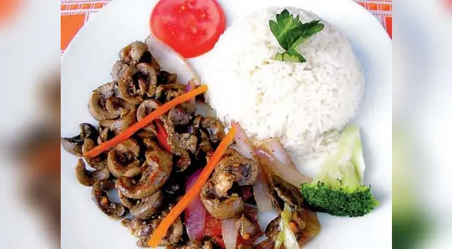 El secreto del chef: Se puede acompañar los riñones con ensalada cocida de betarraga, papa y zanahoria. 