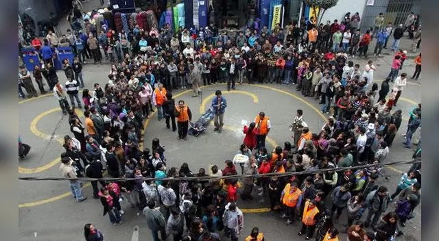 Fuerte sismo se registró en Lima. Fuerte sismo se registró en Lima.