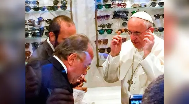 Francisco salió a comprar anteojos.