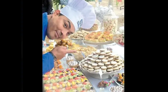 'El perfil de un emprendedor es riesgo, prueba, error y experiencia', dijo.