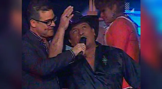 Luis Aguilar, como Lisandro Meza en Yo soy.