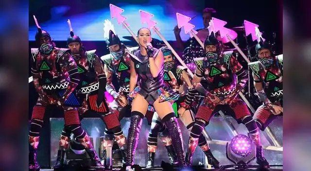 Un show lleno de luces y magia es el que brindó