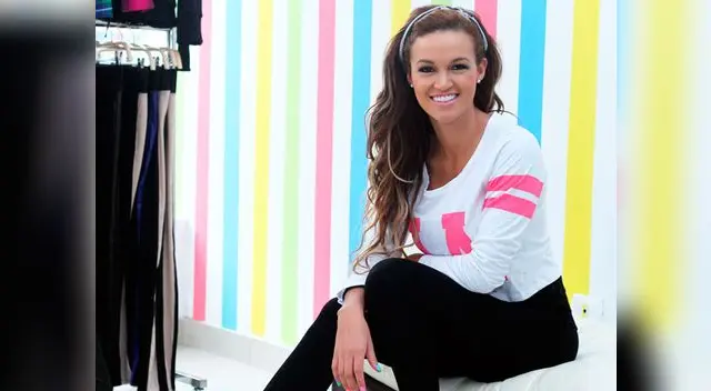 ¡Feliz cumpleaños, Angie! ¡Feliz cumpleaños, Angie!