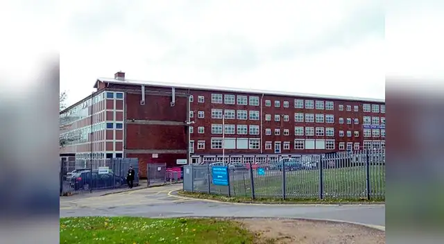 Frontis del centro educativo Frontis del centro educativo