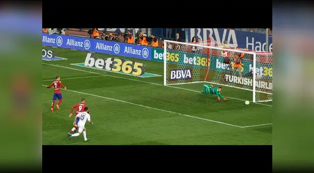 El remate de los 12 pasos que Navas le atajó a Griezman