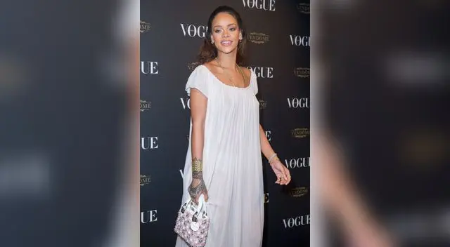 Cantante presumió su tonificado cuerpo. Cantante presumió su tonificado cuerpo.