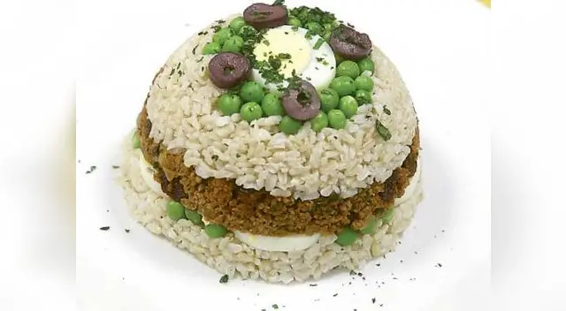 El secreto del chef: Dale un gustito especial al pimiento poniendo junto con el queso perejil picadito. El secreto del chef: Dale un gustito especial al pimiento poniendo junto con el queso perejil picadito.