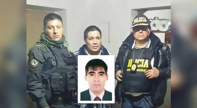 Darwin custodiado por dos efectivos en la vivienda donde los capturaron. Fíjese el cambio de su rostro con relación a la toma de su DNI.