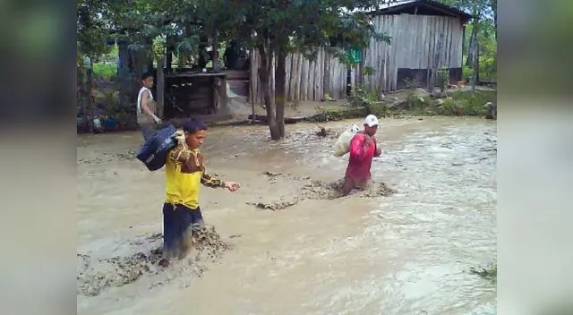 Los expertos ayudaron a construir 15 centros de evacuación y puentes en el norte del país.