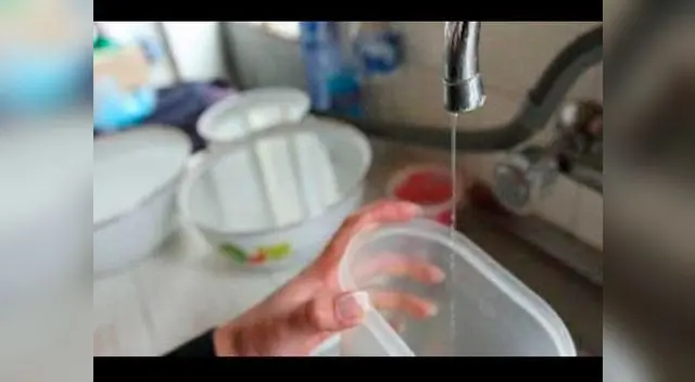 Sedapal recomienda a las personas almacenar agua en envases debidamente cerrados