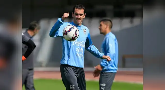 Godín, garantía en la zaga local