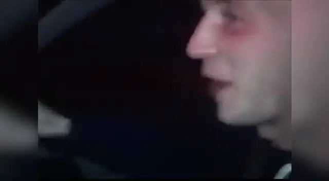 Momentos antes de estrellarse contra una iglesia. Momentos antes de estrellarse contra una iglesia.