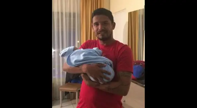 Domingo juega contra Comercio