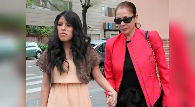 Chabelita e Isabel se han unido más en estos momentos Chabelita e Isabel se han unido más en estos momentos