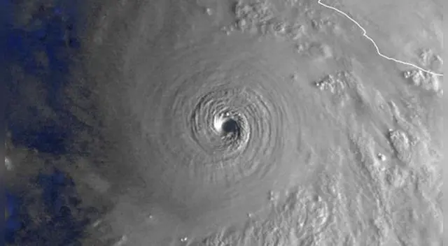 Así se aprecia el huracán desde el satélite.