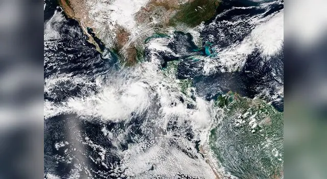 Huracán Patricia tocará las costas de México a las 5:30 pm. aproximadamente.