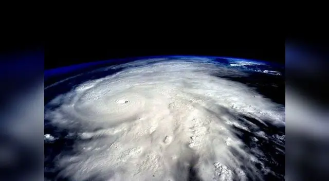 Huracán Patricia, desde otra toma de la Estación Espacial Internacional.