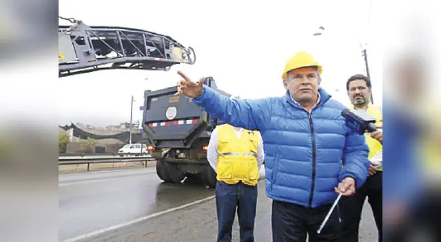Burgomaestre dice que transportistas recibieron autorización del Callao.