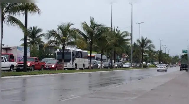 Esta mañana las calles amanecieron así.