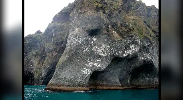Gracias a las erupciones volcánicas se formó la figura Gracias a las erupciones volcánicas se formó la figura