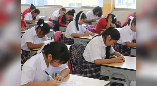 Colegios de la Ribera de Ríos terminarán clases el 30 de noviembre. Colegios de la Ribera de Ríos terminarán clases el 30 de noviembre.