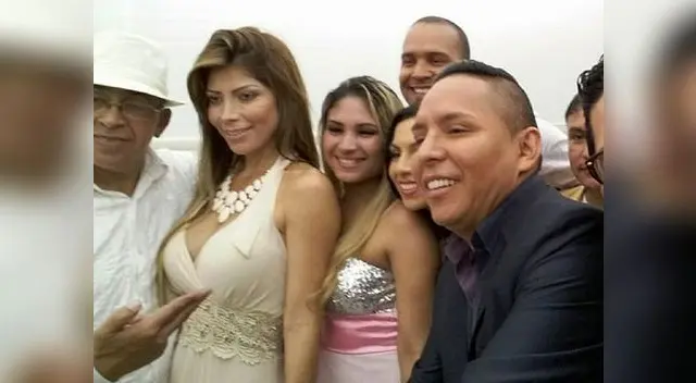 Ex pareja posó luego de acusaciones de infidelidad y traición