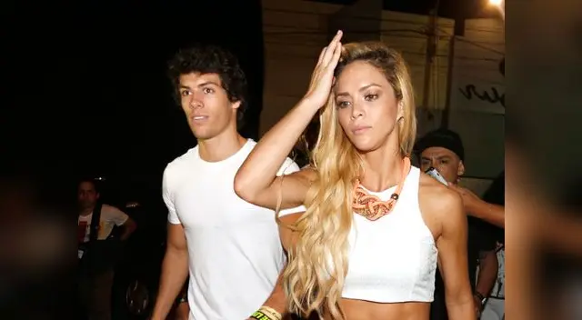 Ya está cansada de discusiones. Ya está cansada de discusiones.