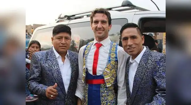Con su amigo Antonio Pavón.