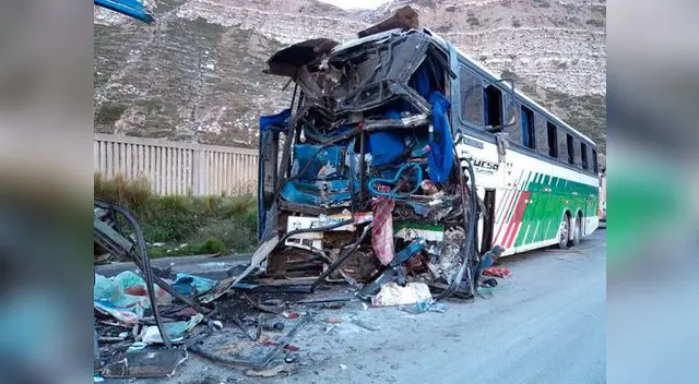 Así quedó el bus que se dirigía de Huánuco a Lima.