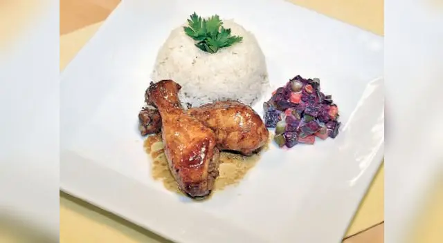 El secreto del chef: La ensalada la puede complementar con trocitos de zanahoria o choclo desgranado. El secreto del chef: La ensalada la puede complementar con trocitos de zanahoria o choclo desgranado.