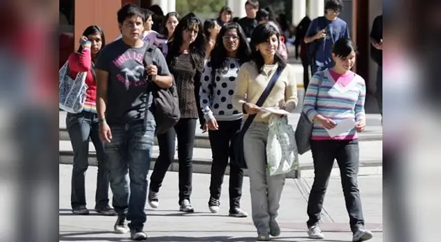 Sunedu es la autoridad máxima.