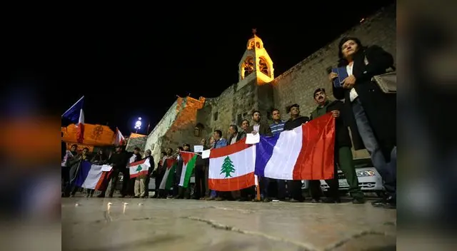 Cerraron los grandes museos y la Torre Eiffel hasta nuevo aviso. Los militares los custodian.