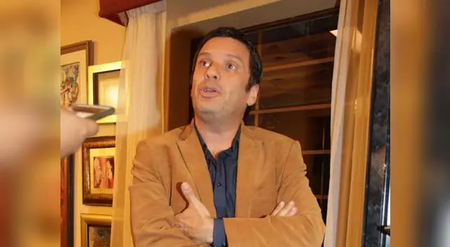 Molesta con colega. Molesta con colega.