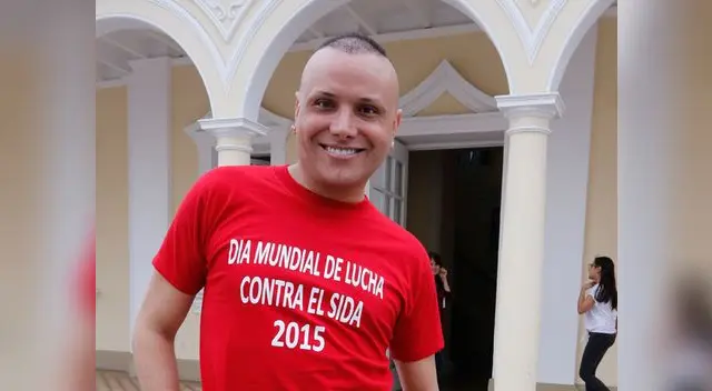 Sigue molesto con Ezio Oliva. Sigue molesto con Ezio Oliva.