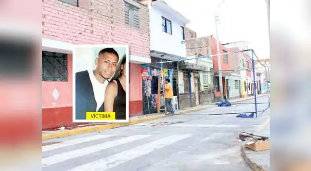 En esta cuadra sucedieron los hechos. El toldo de la fiesta ya es desarmado. Corrió bala y hay un muerto.