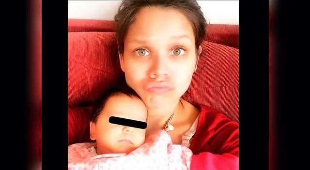 Andrea San Martín y su pequeña Maia. Andrea San Martín y su pequeña Maia.