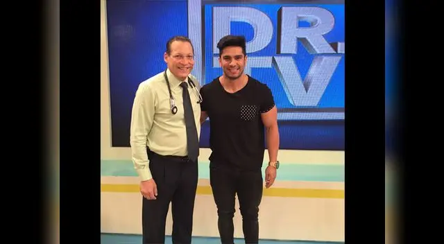 Junto a Tomás Borda