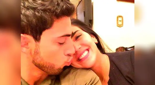 De nuevo enamorada. De nuevo enamorada.