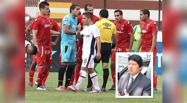 Quieren que solo baje uno y así se salve el Papá y también León Quieren que solo baje uno y así se salve el Papá y también León