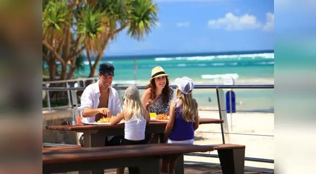 Se una buena anfitriona si vas a realizar una reunión.