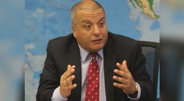 Von Hesse mantendrá su militancia en Gana Perú.