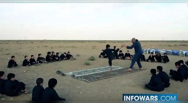 Usan a los niños en las nuevas propagandas para lavarles el cerebro desde pequeños. Usan a los niños en las nuevas propagandas para lavarles el cerebro desde pequeños.