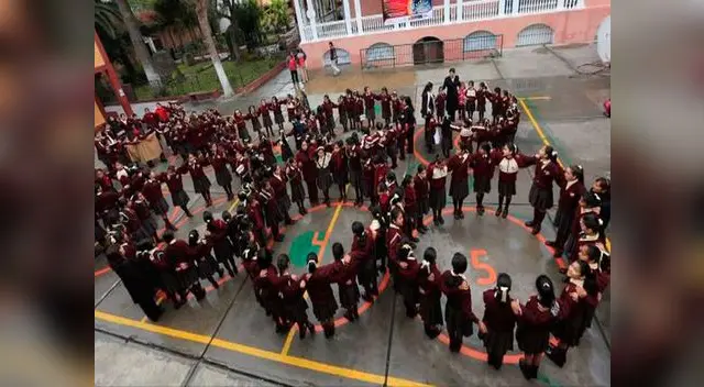 Buscar las señales de las zonas de seguridad ante un sismo Buscar las señales de las zonas de seguridad ante un sismo