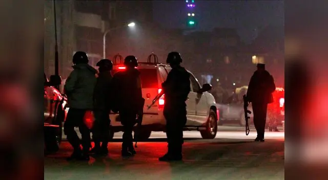 Miembros de las fuerzas de seguridad afgana han resguardado la sede diplomática Miembros de las fuerzas de seguridad afgana han resguardado la sede diplomática