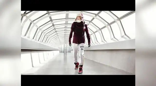 El nuevo Papá Noel fashion invade las redes sociales.